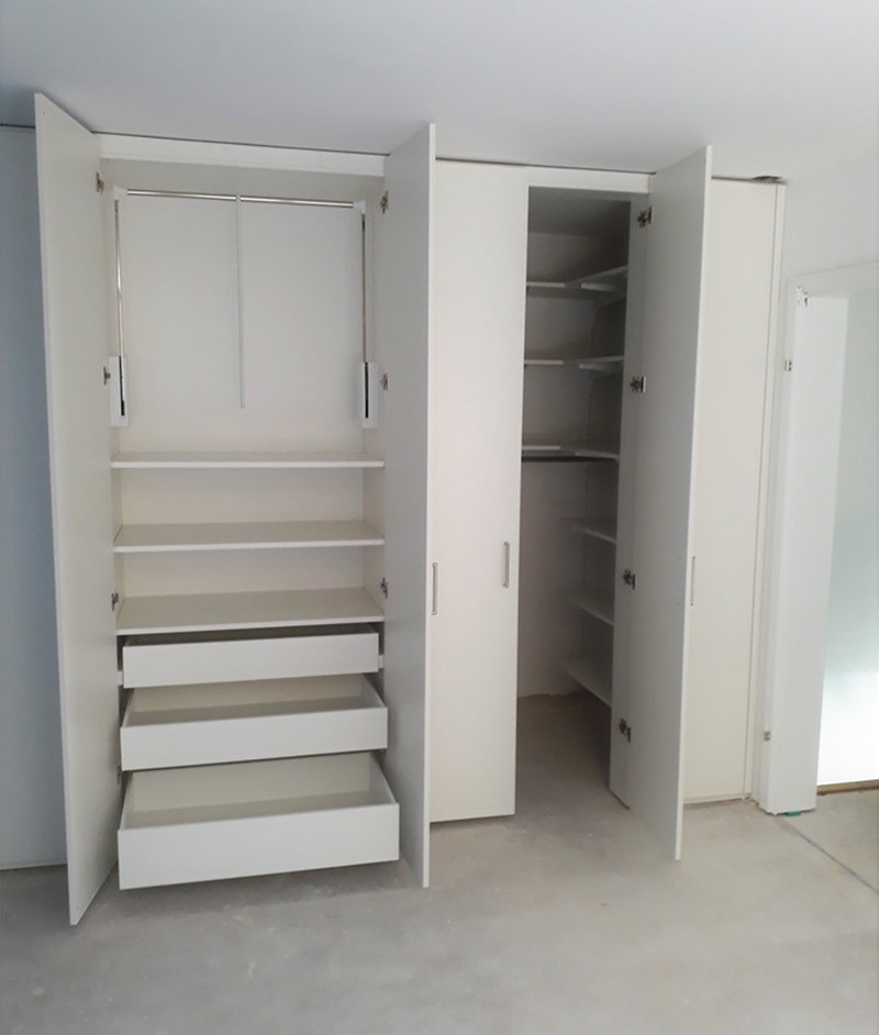 kipferschreinerei-schraenke-2.jpg kipferschreinerei-schraenke-2.jpg